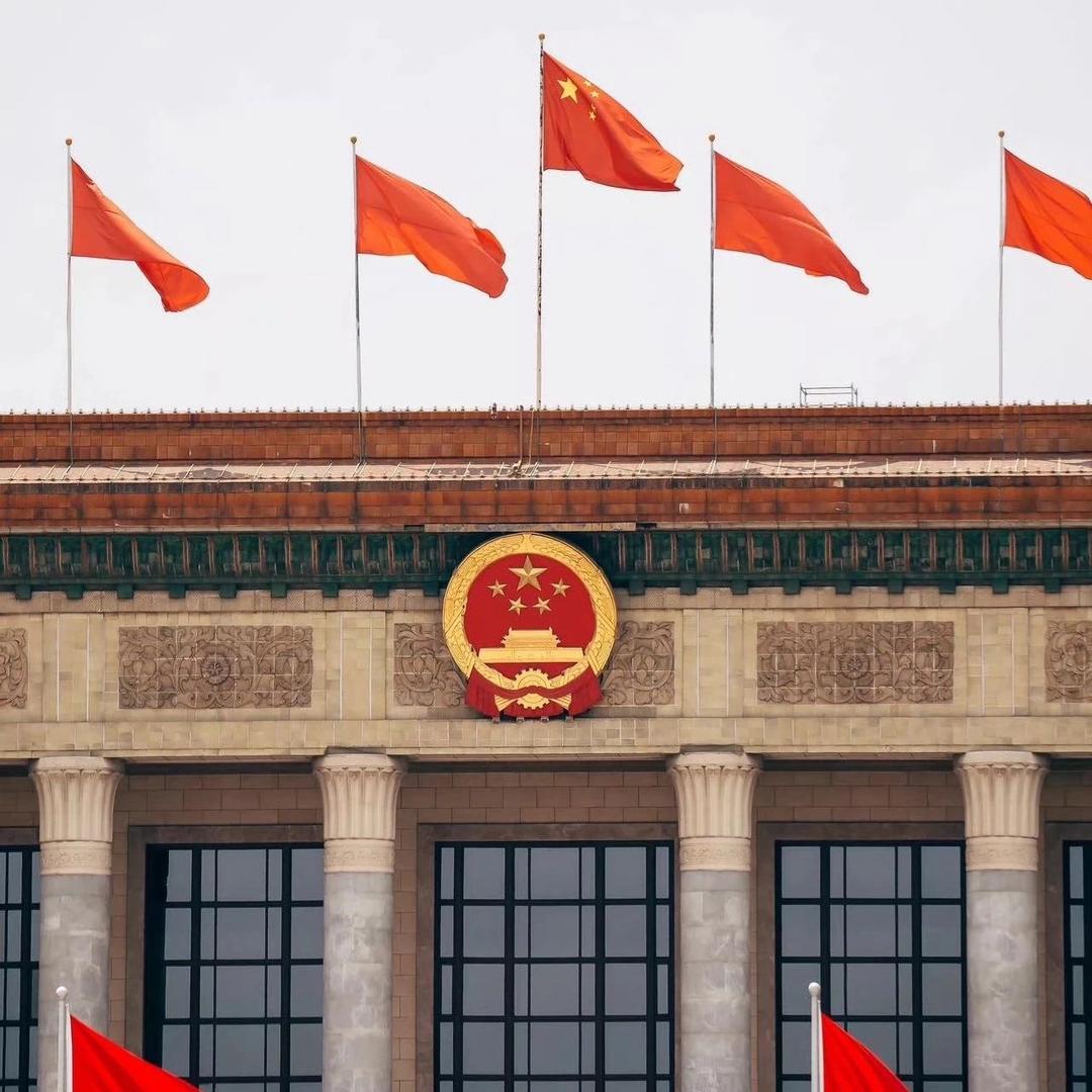 日出东方