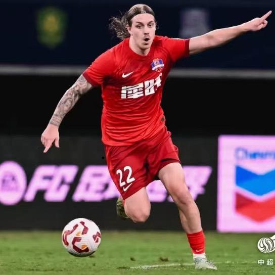 路亚悍匪尹鸿博回关版和见过C罗版