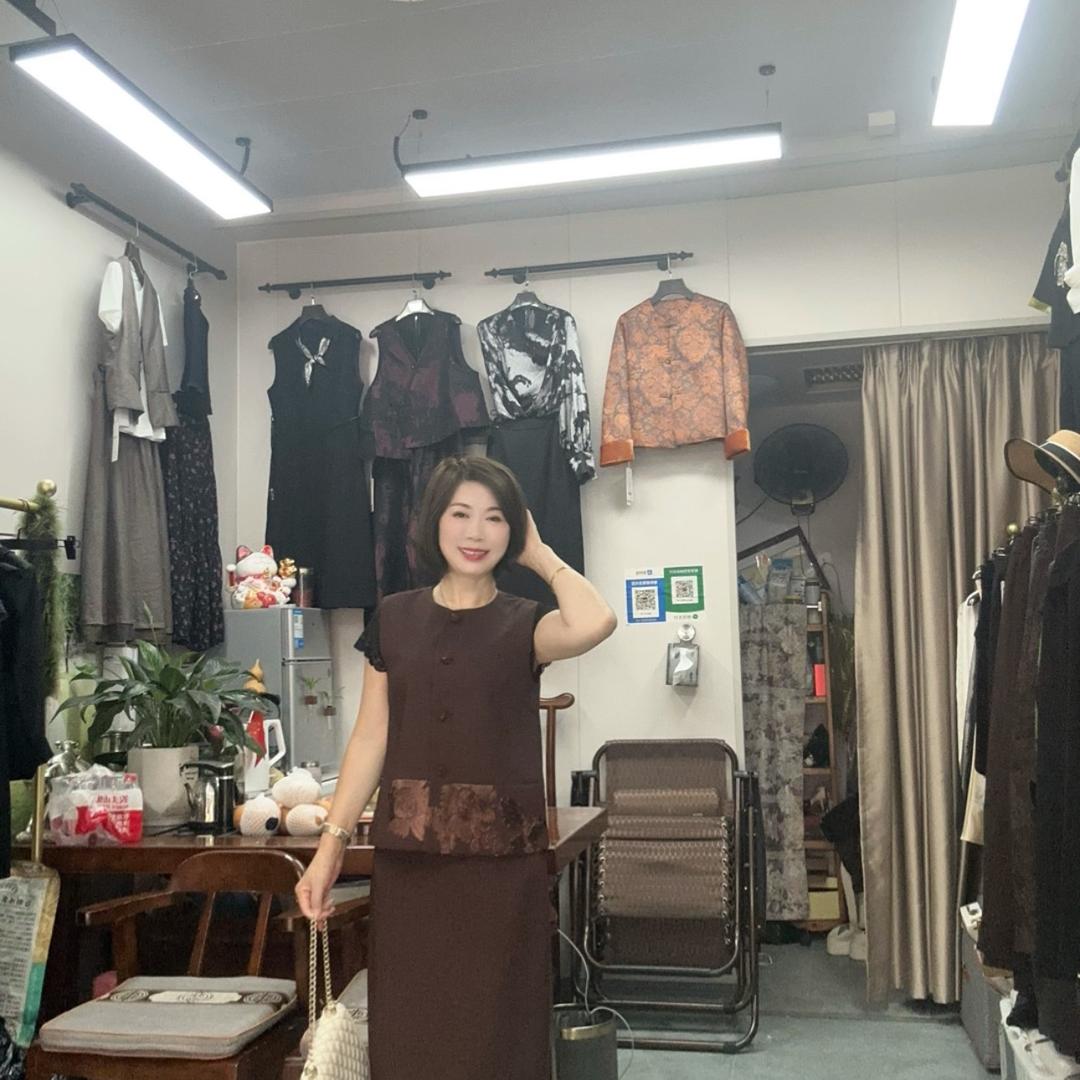 诸暨女装梅姐