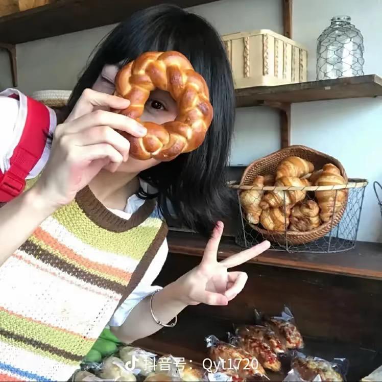 煎饼狗子·