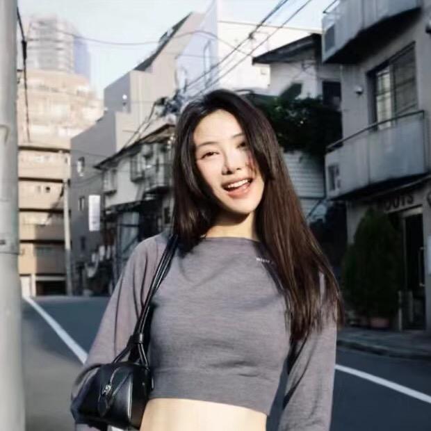 Romi小姐姐日常穿搭💕