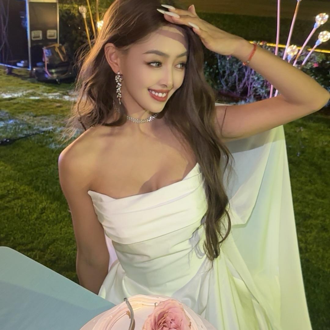 GINASEXY-
