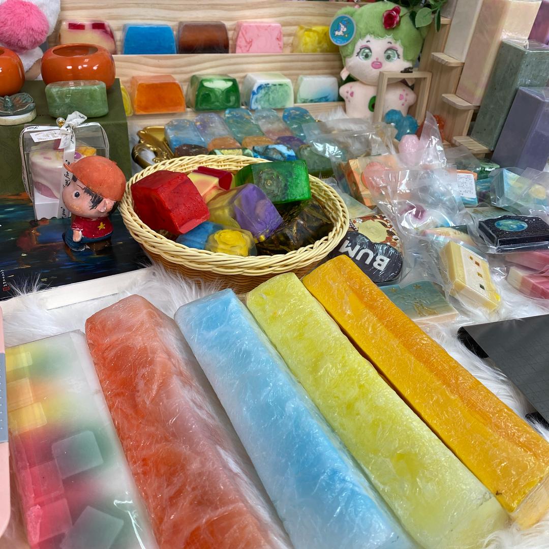 艾丽塔皂艺工坊物语
