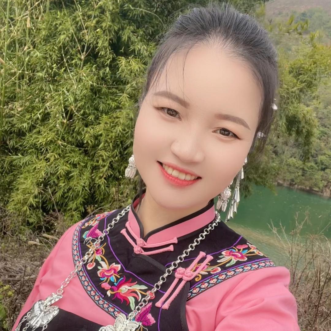 壮族恋妹妹