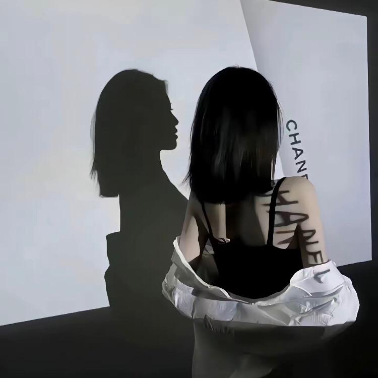 ℳঞ ໌້ᮨ清醒ღ᭄