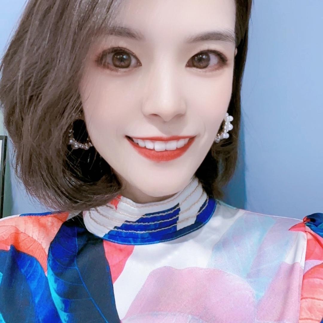 舞哥女装穿搭(12:30开播)
