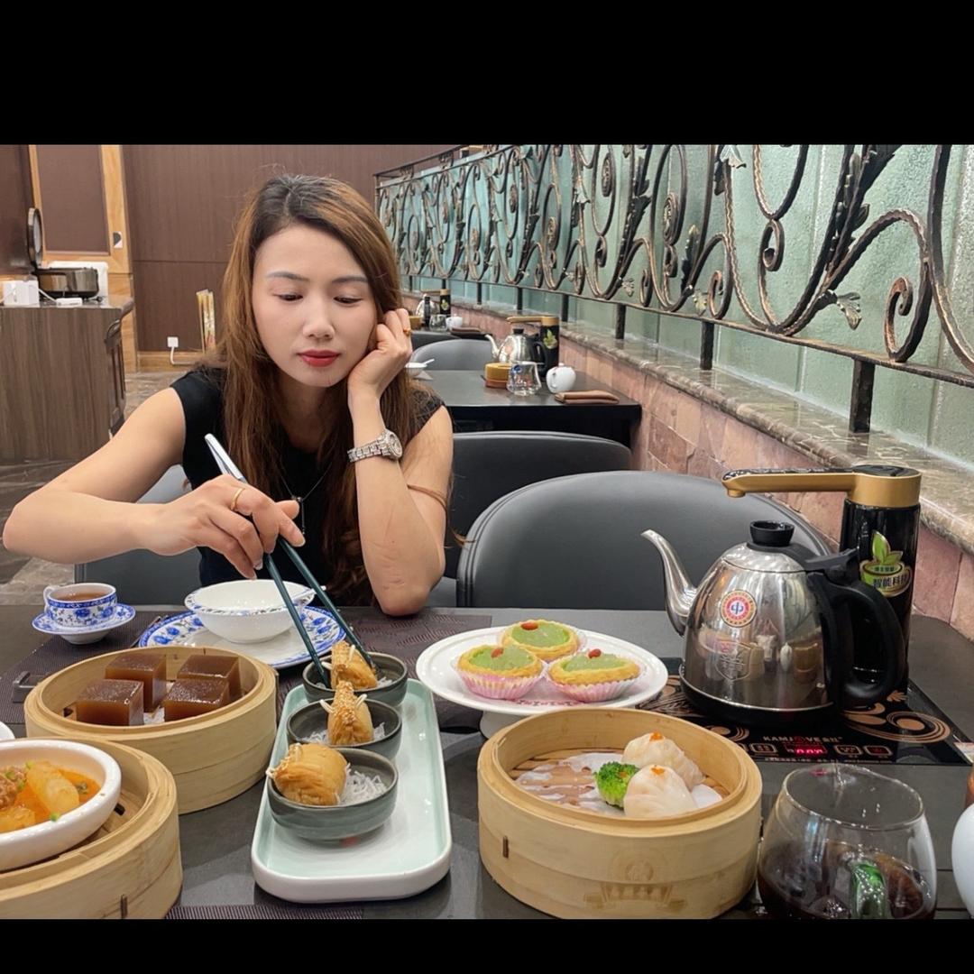 A收缩膜，封箱胶带，拉伸膜，缠绕膜厂家。