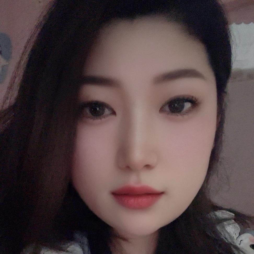 小曼🥰