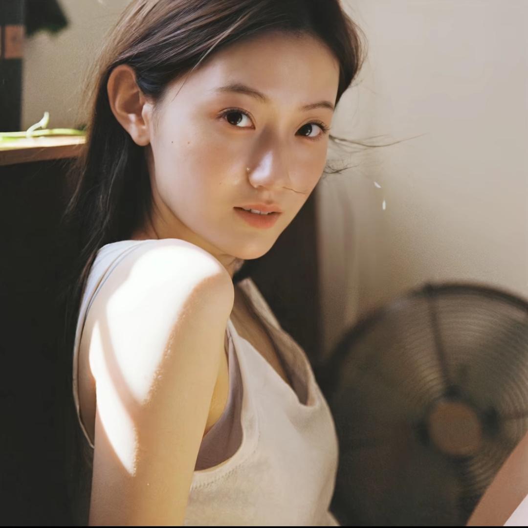 佳佳佳-