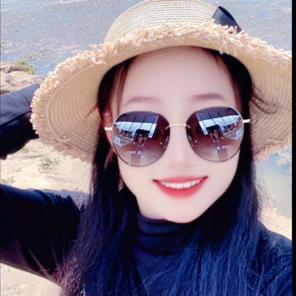 《海燕》
