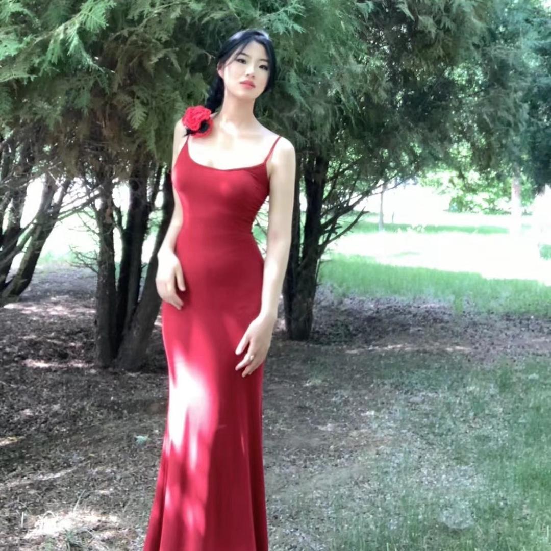 YELENNA