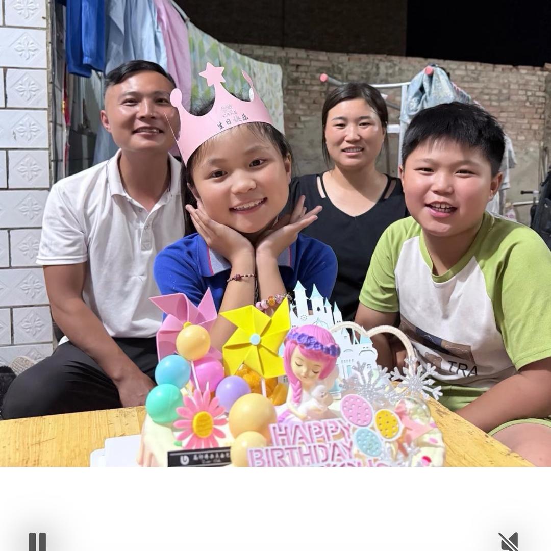 艳梅(丽姐小姑子)