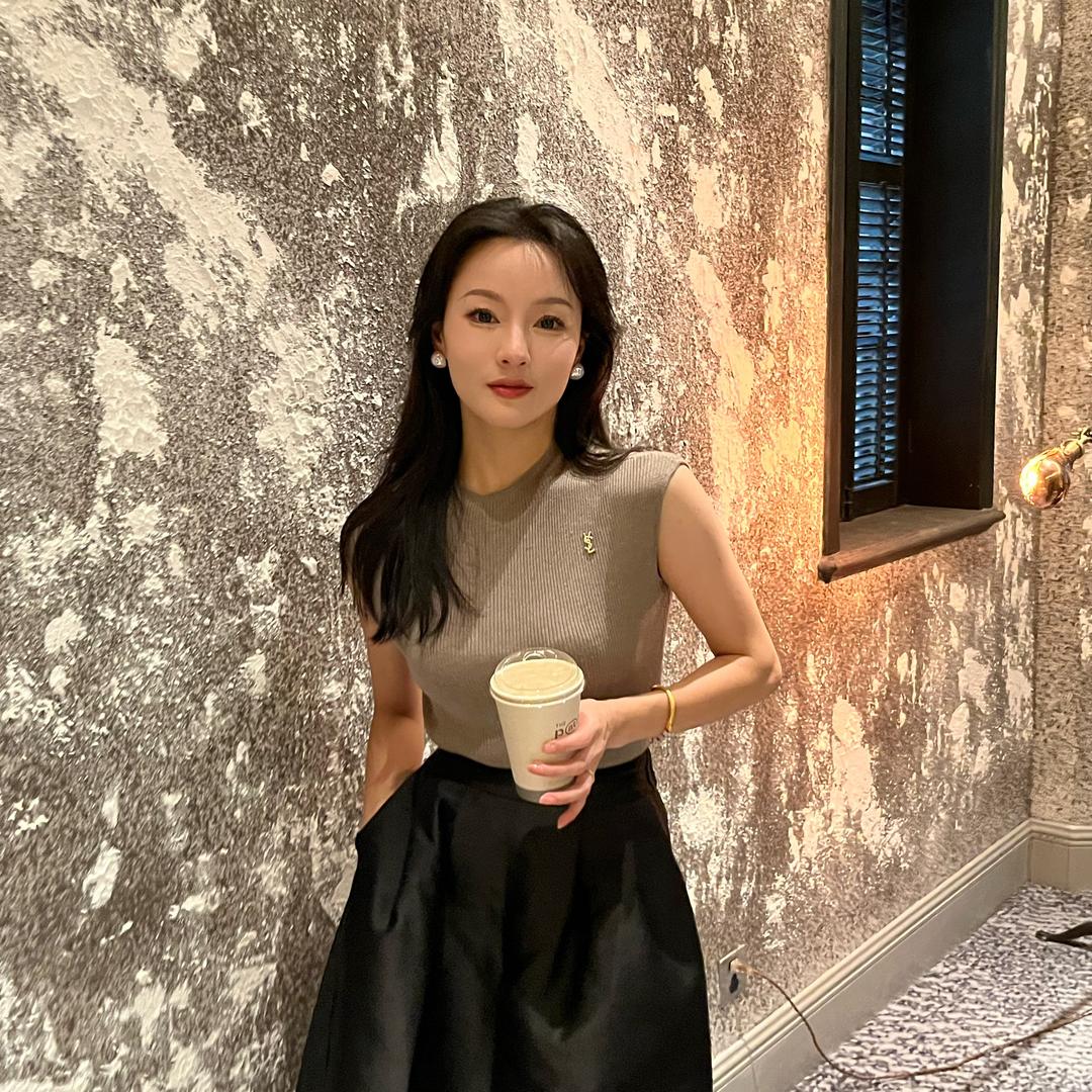 明大月（霞老表妹妹）