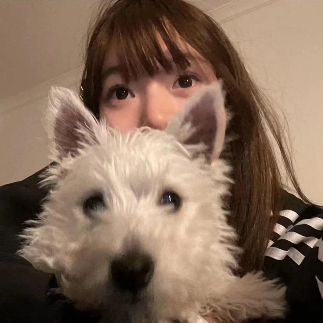 椰椰^