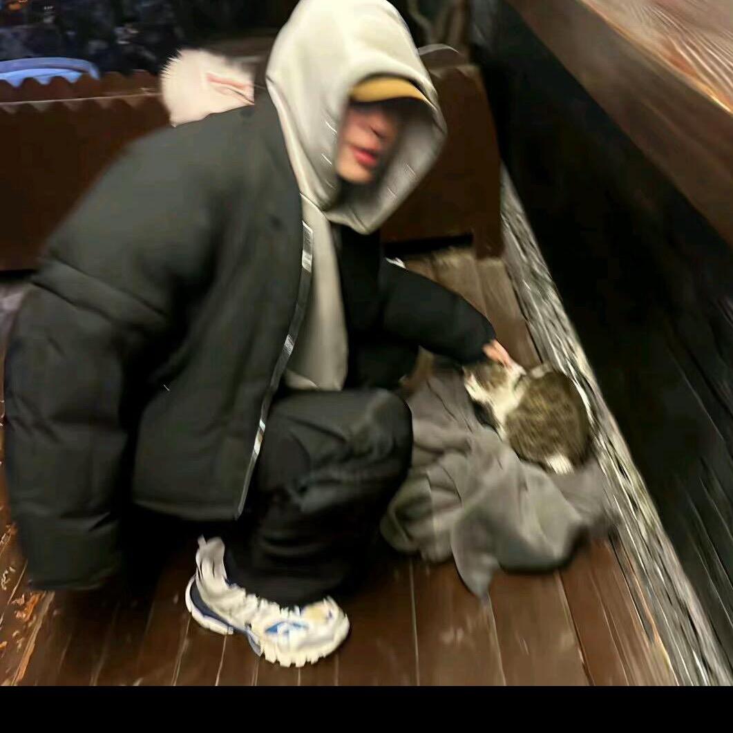 18^