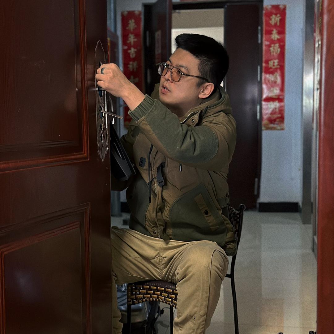 哈密市固芯智能锁防盗门多品牌仓储店