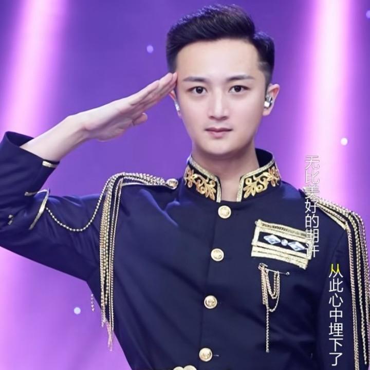 徐小明🚀 ¹⁶⁸⁸新歌《有你的城市》