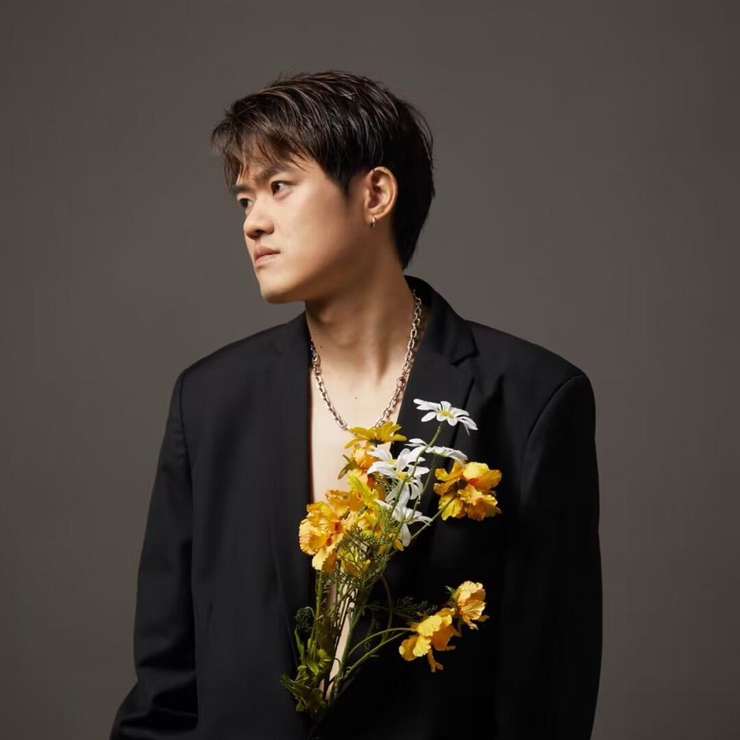 深圳龙岗发型设计｜丁斐