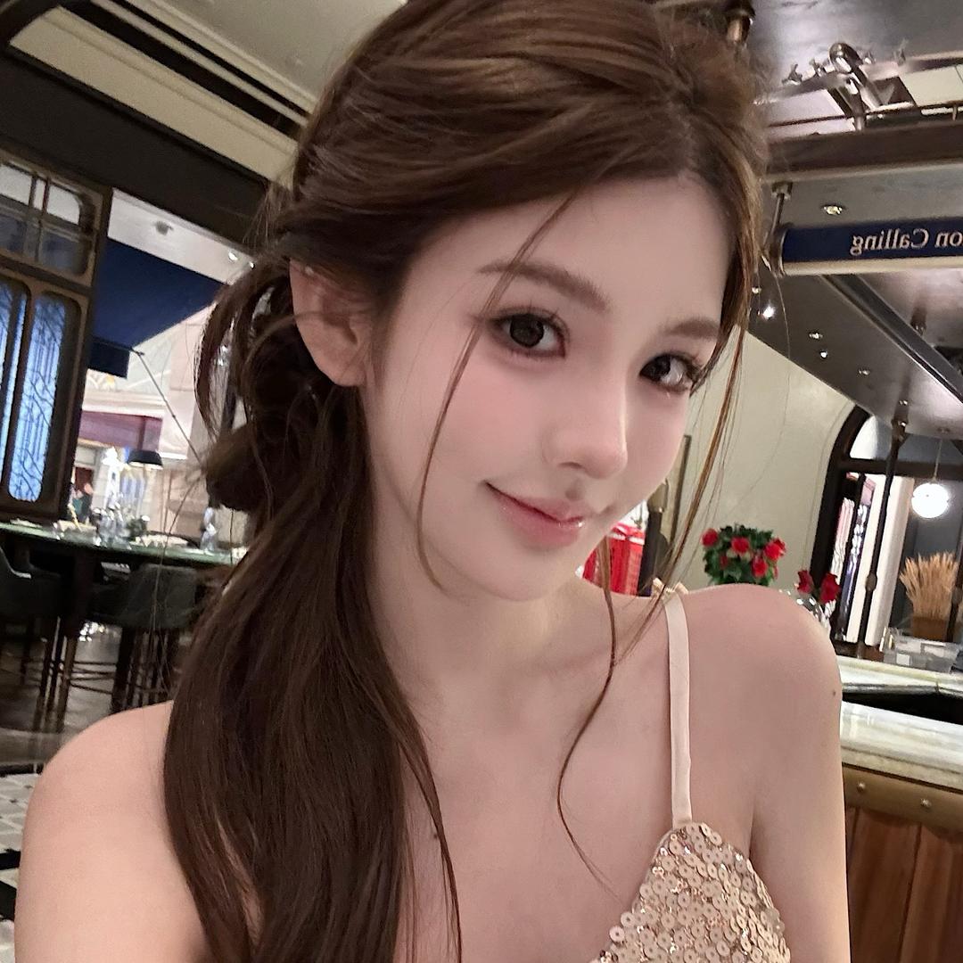 菲菲Fay