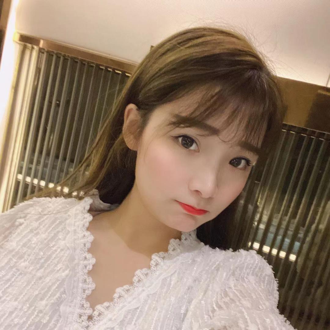 熙妍女装穿搭