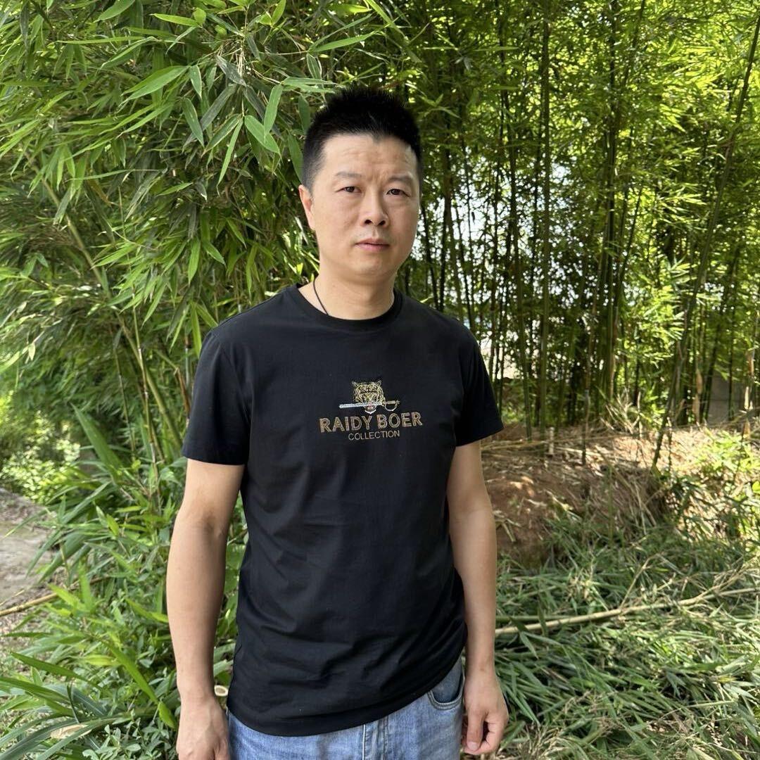 楠哥