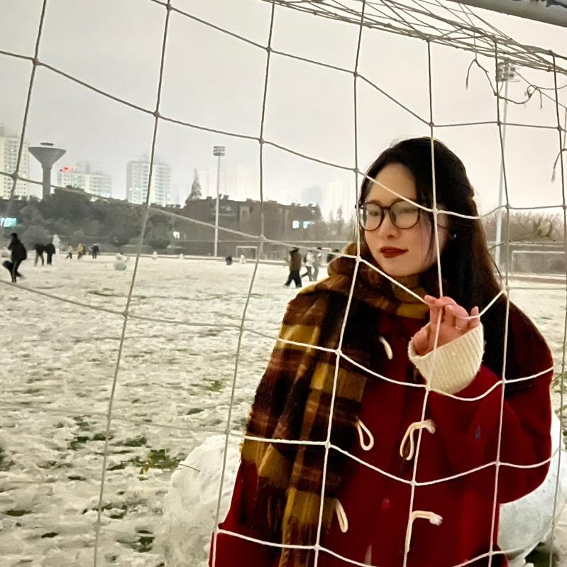 一颗十分高大的树