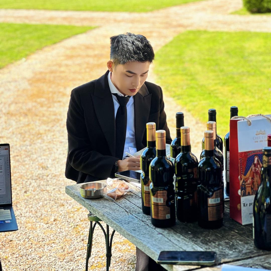 衣哥(娱乐号)@抖音