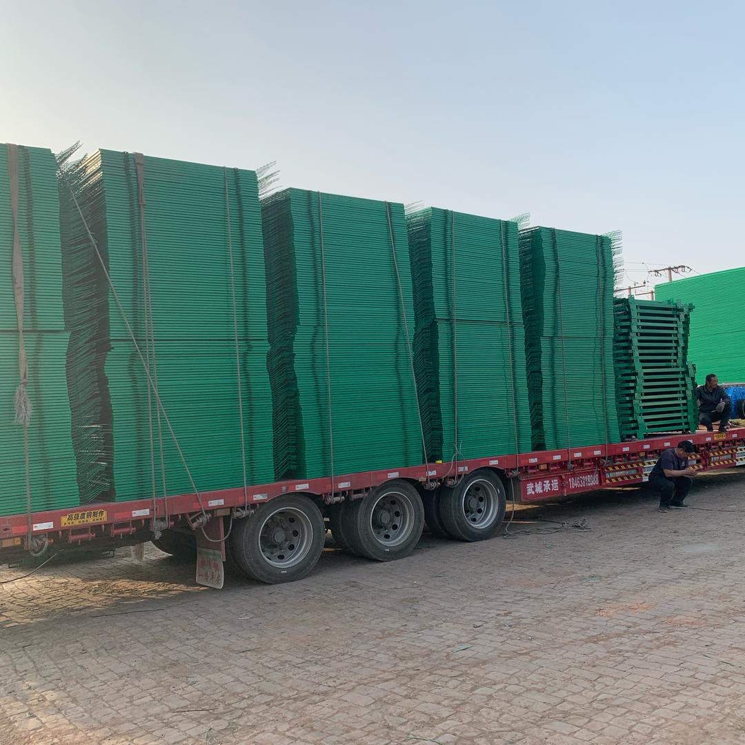 建筑网片定制小孔网片护栏网