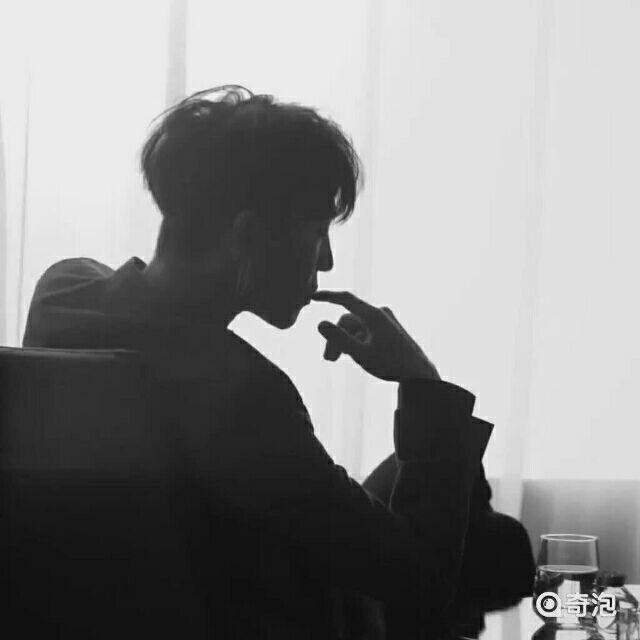 一位不知名的靓仔.