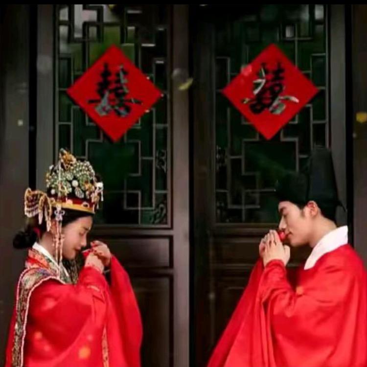 现场小助理溜溜