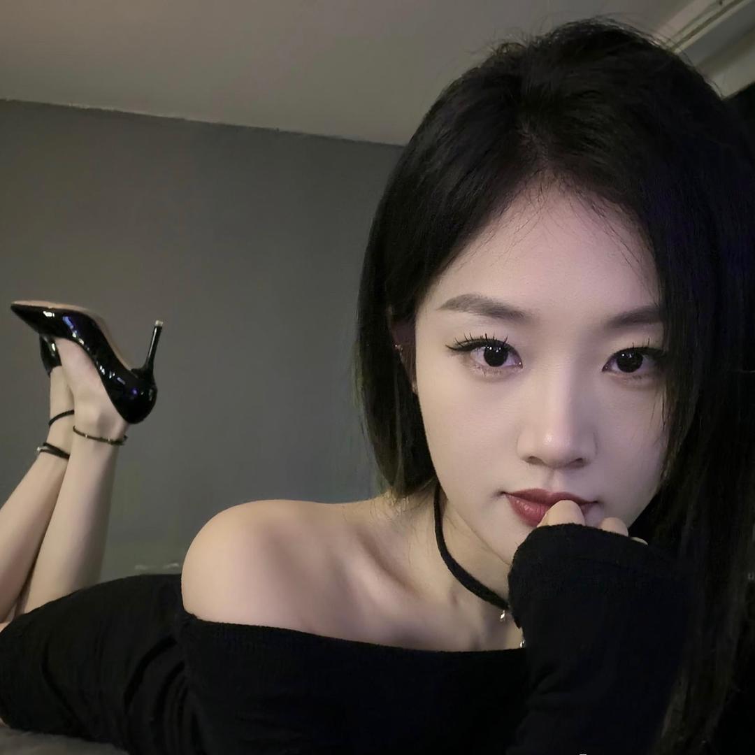 এ᭄ 姐姐❥想 撩💋你งഒᩚ࿐