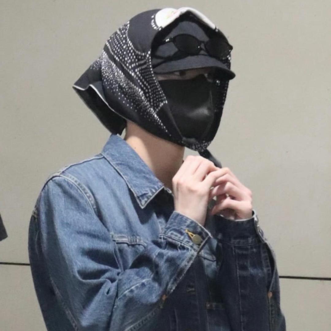 企鹅吃葡萄不吐葡萄皮