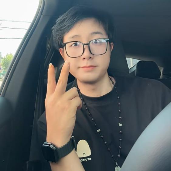 俊广服饰（穿搭）