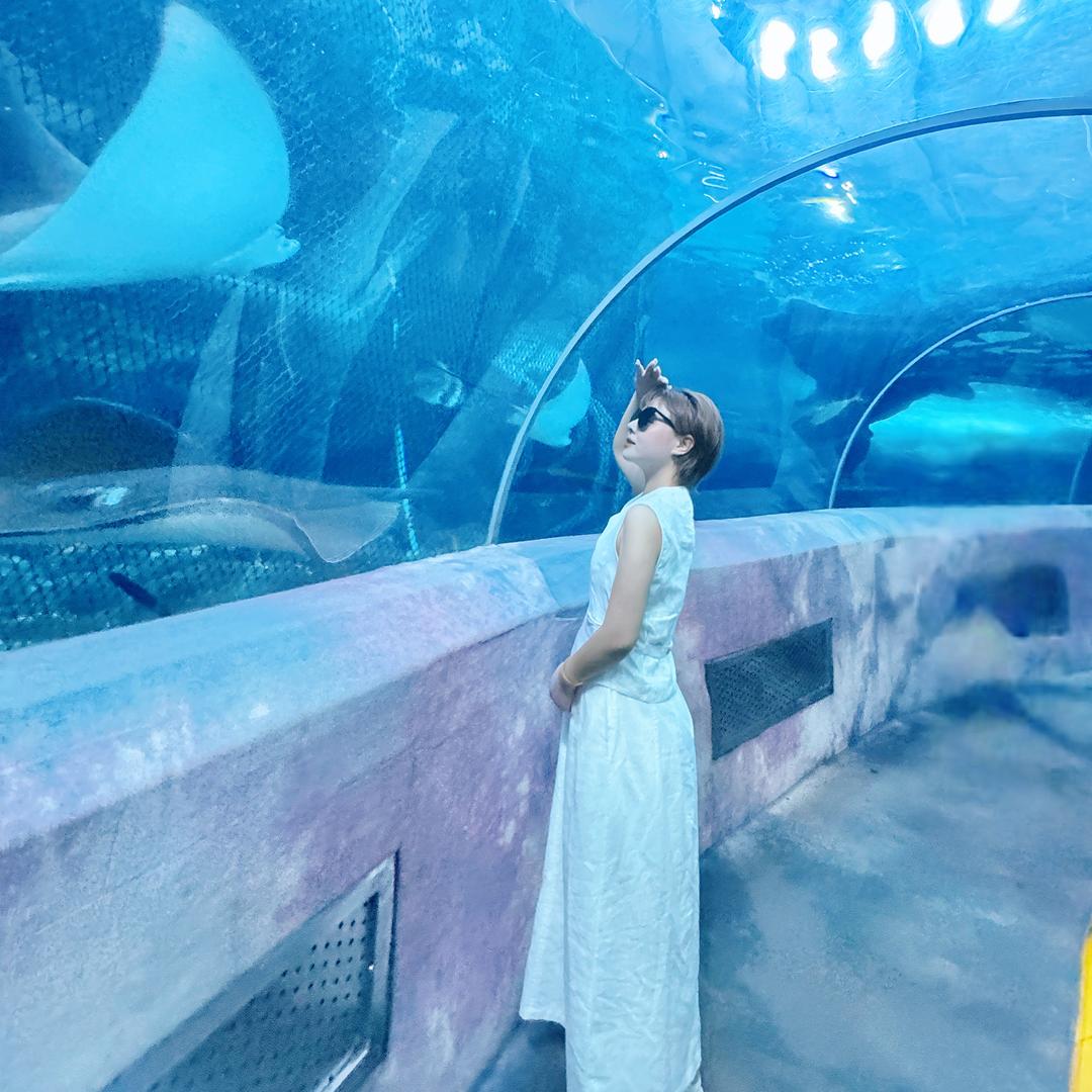 新化轻奢主理人_琪琪