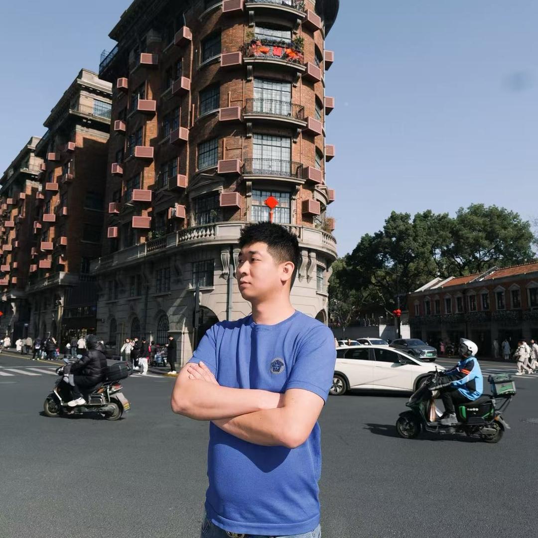 L丶