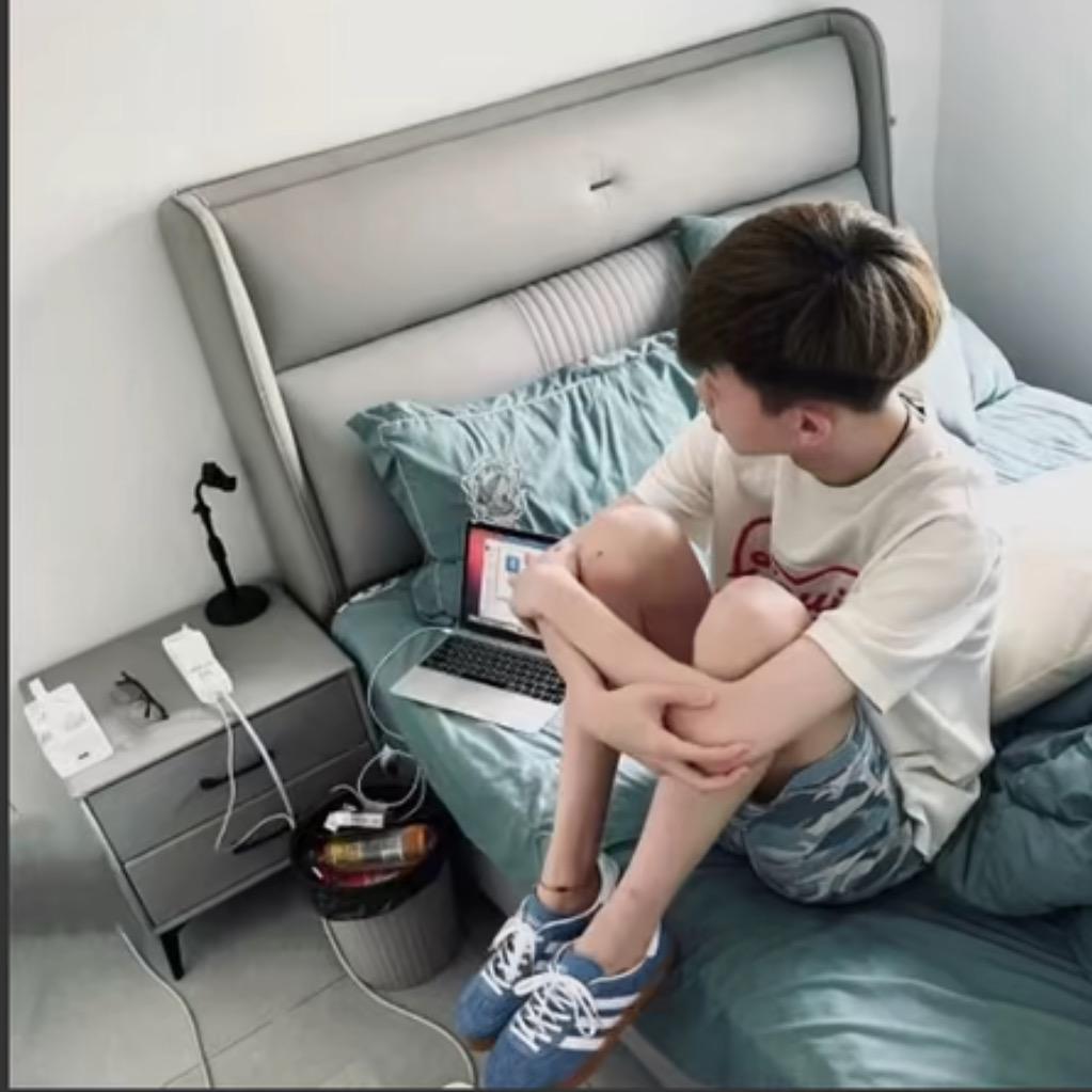 超级无敌暴龙战士