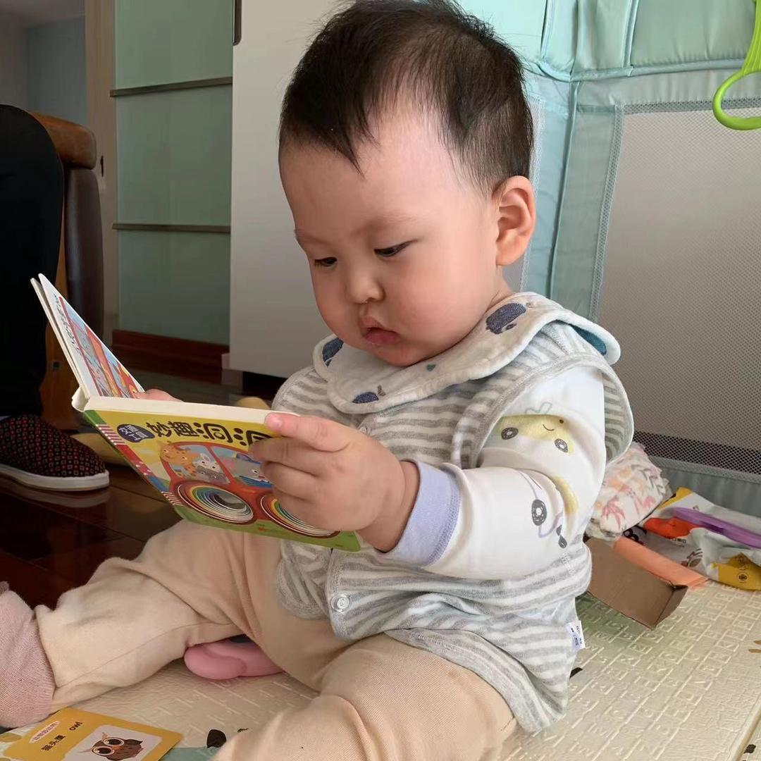 严正正玩具绘本馆