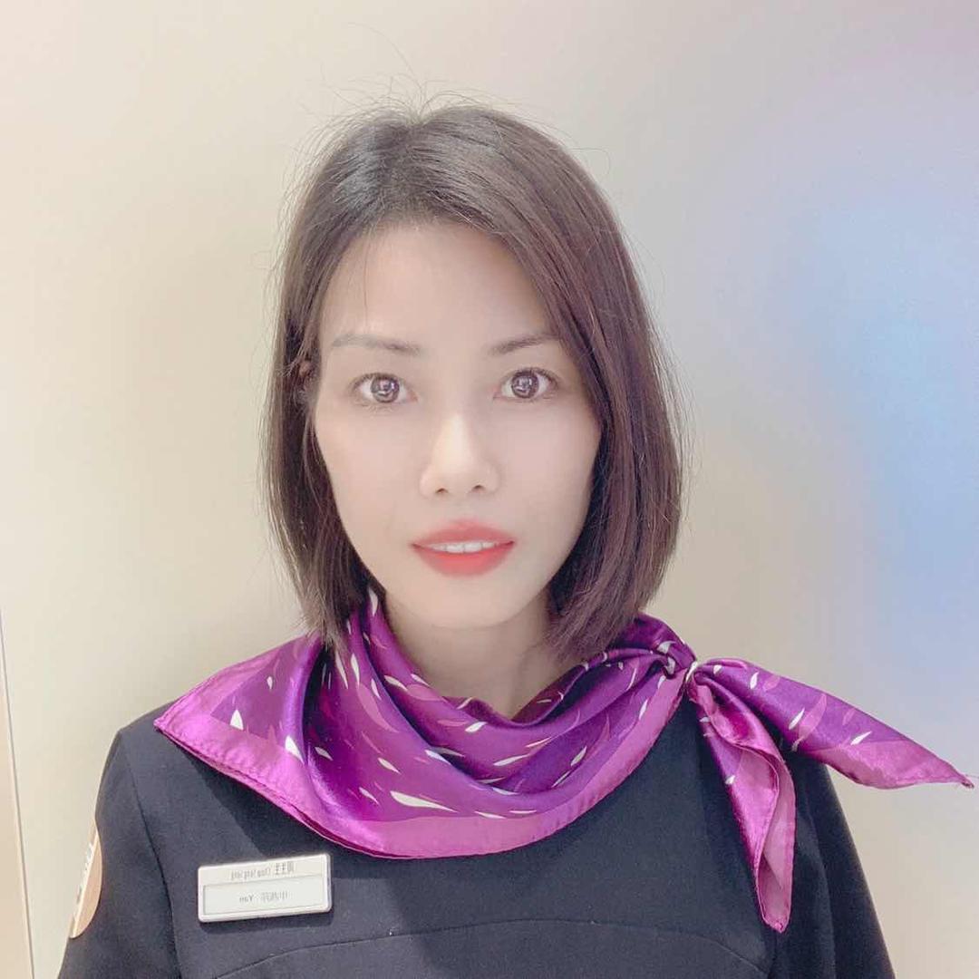 悦汇城周生生甜蜜顾问