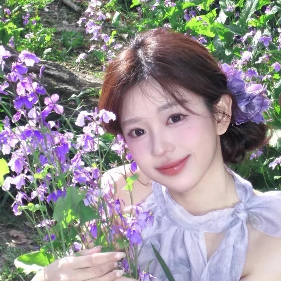 高冷洁癖少爷对着三天不洗头的我一见钟情