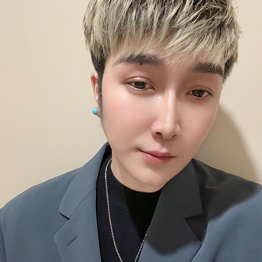 乌鸦白鸽的童话