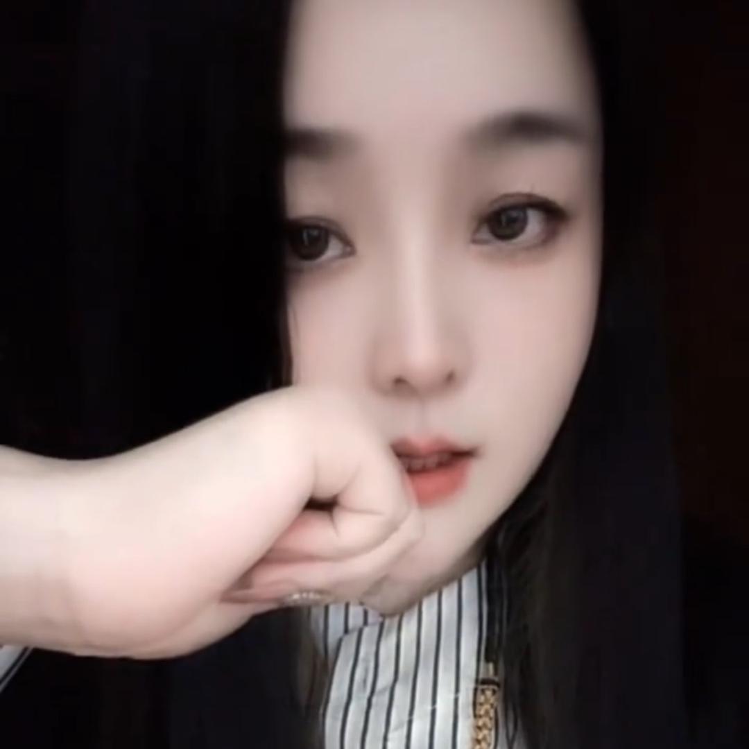 月光莹莹