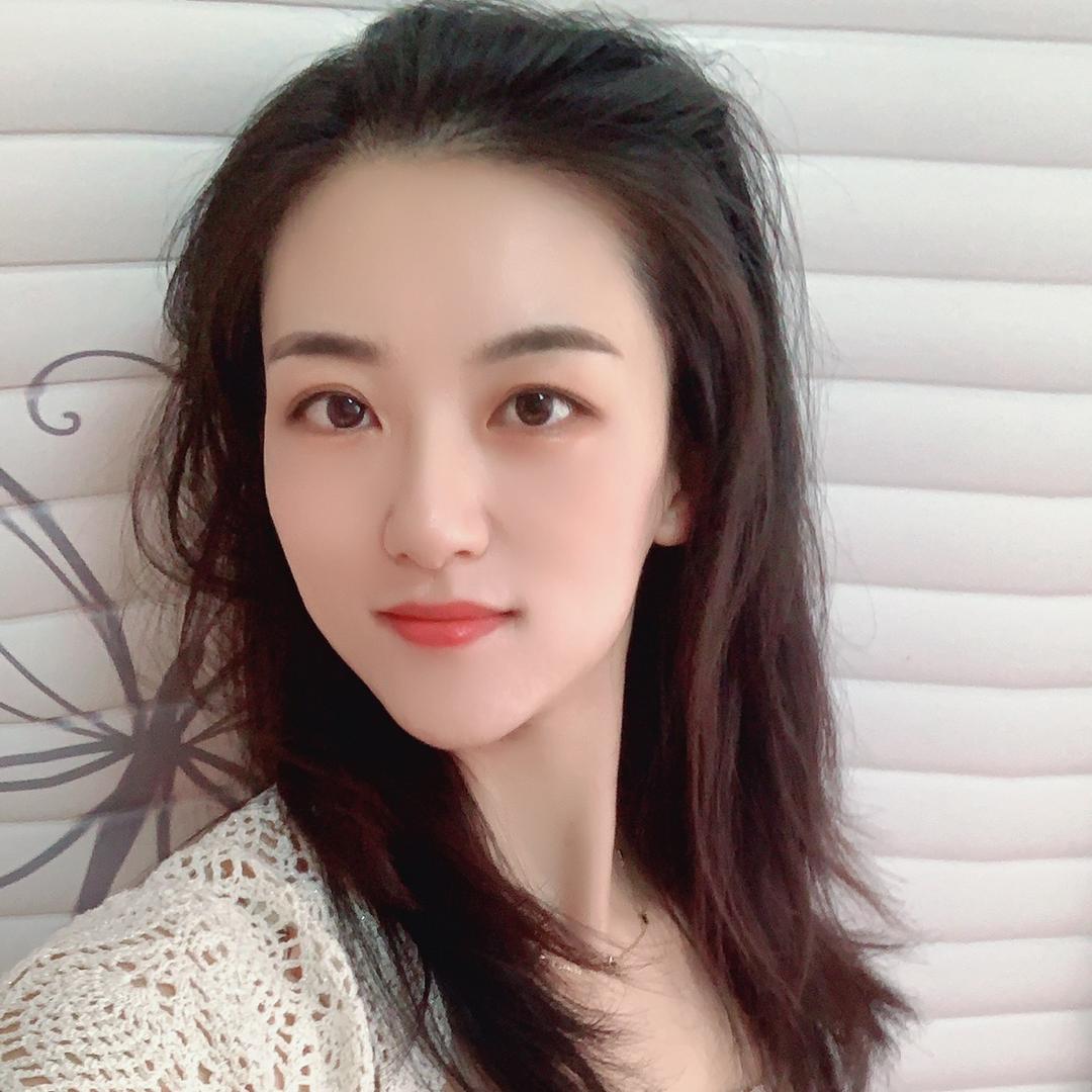 小莹吖