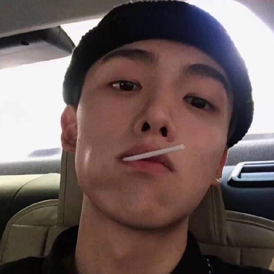 冒泡秋刀鱼
