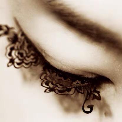也目桃剪纸睫毛