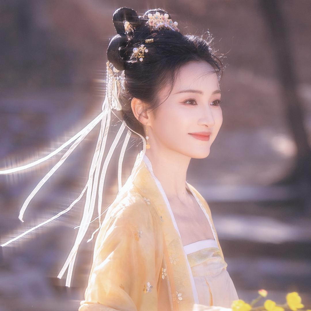 何依蔓
