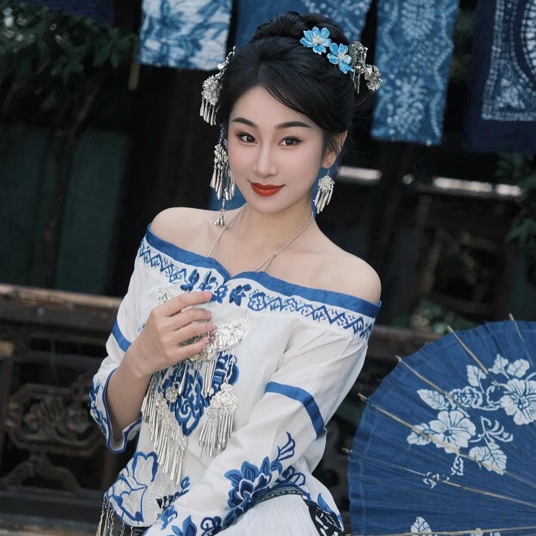 铭儿好物🍺👔👗👜👢👠