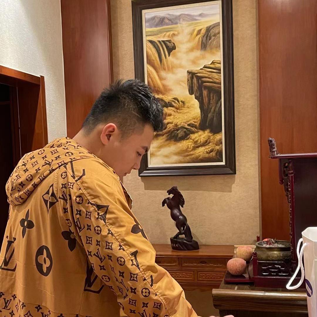 君鸿名车-硬派皮卡