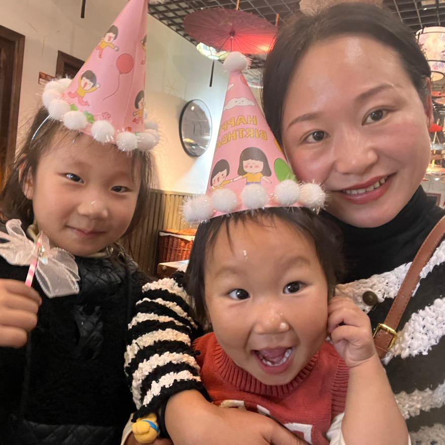 可诺妈妈👩哇噻
