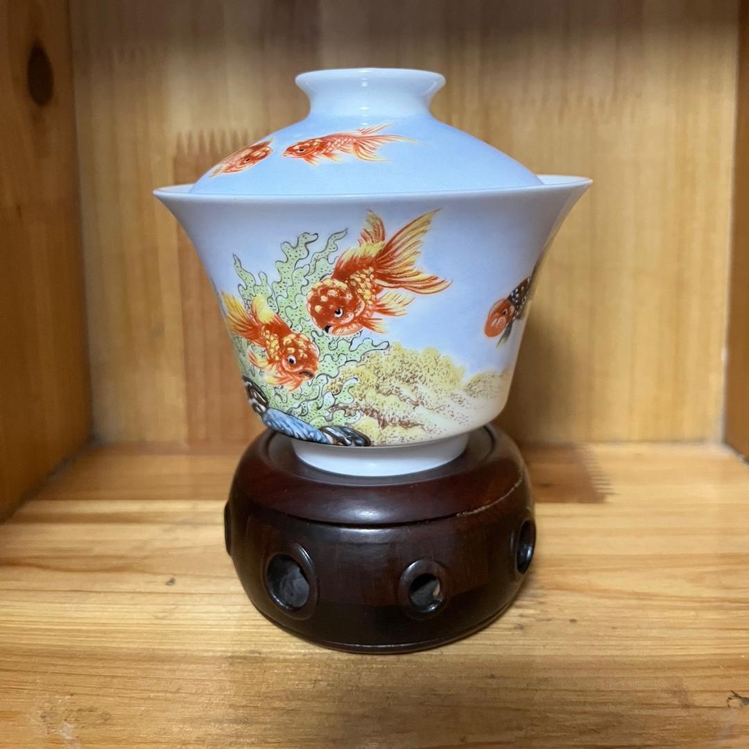 珠山区明玉轩陶瓷店