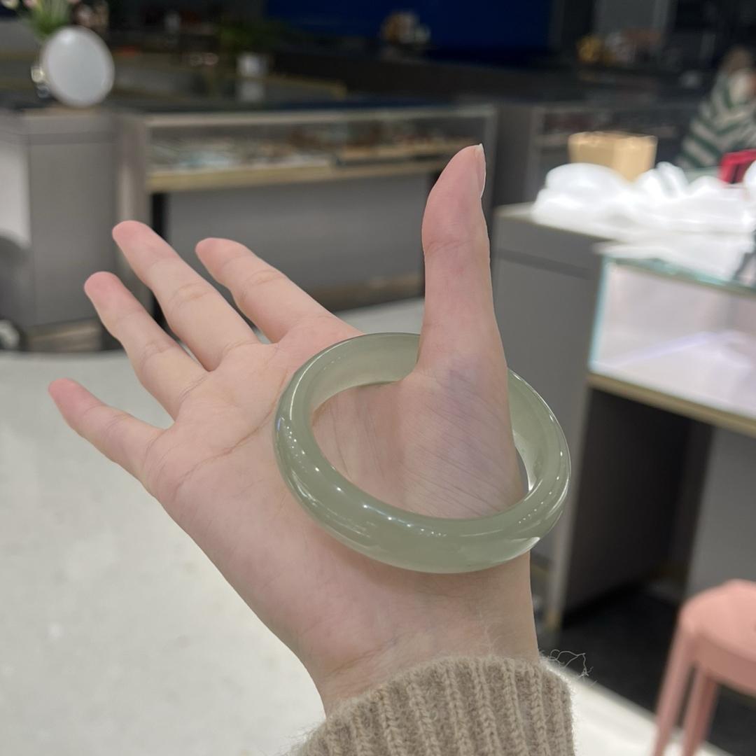 荟宝珠宝—卡卡